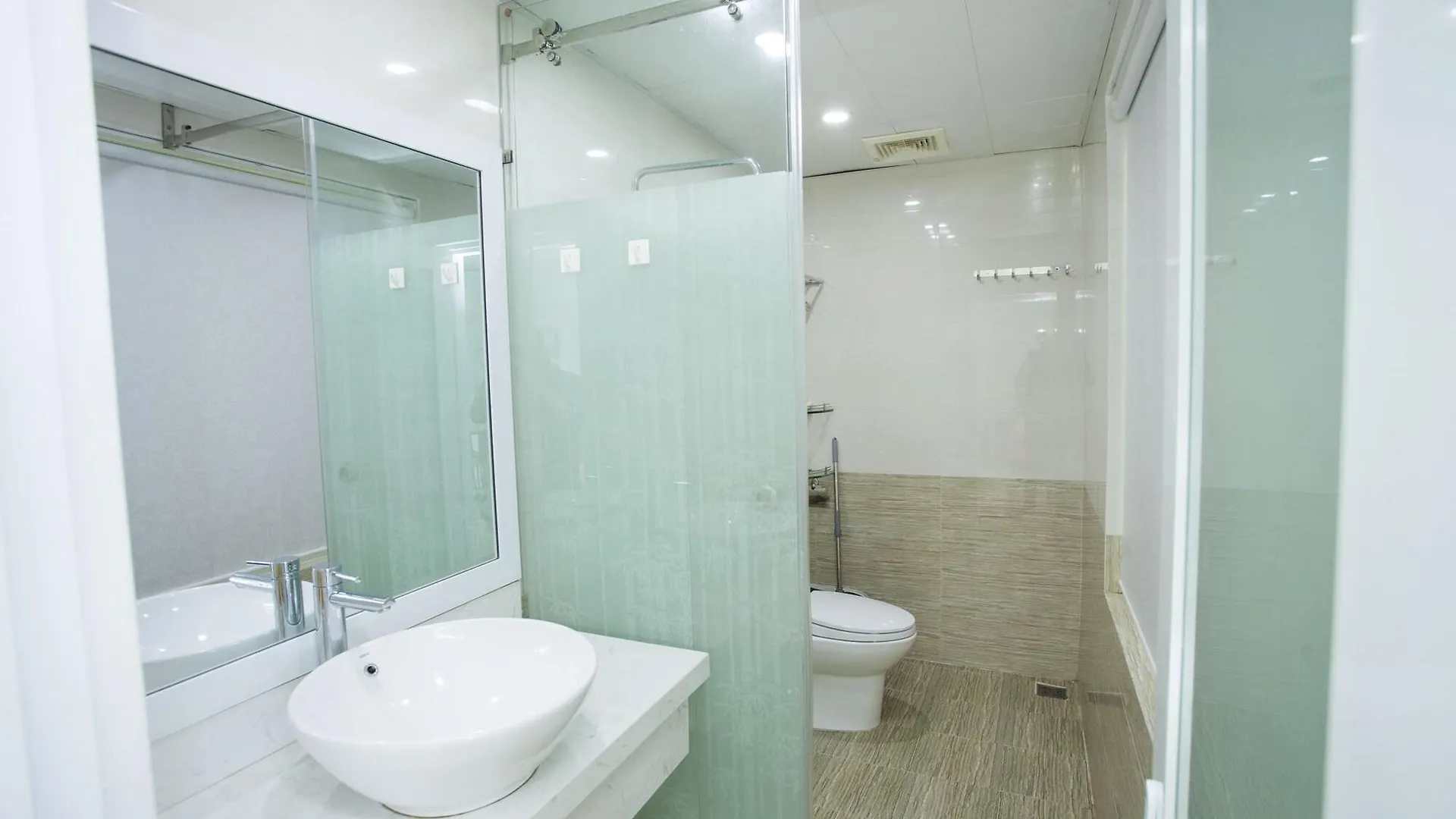 Beach Front Apartment نها ترانج 0*,