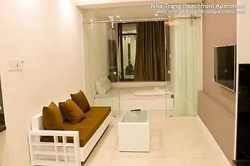Beach Front Apartment نها ترانج