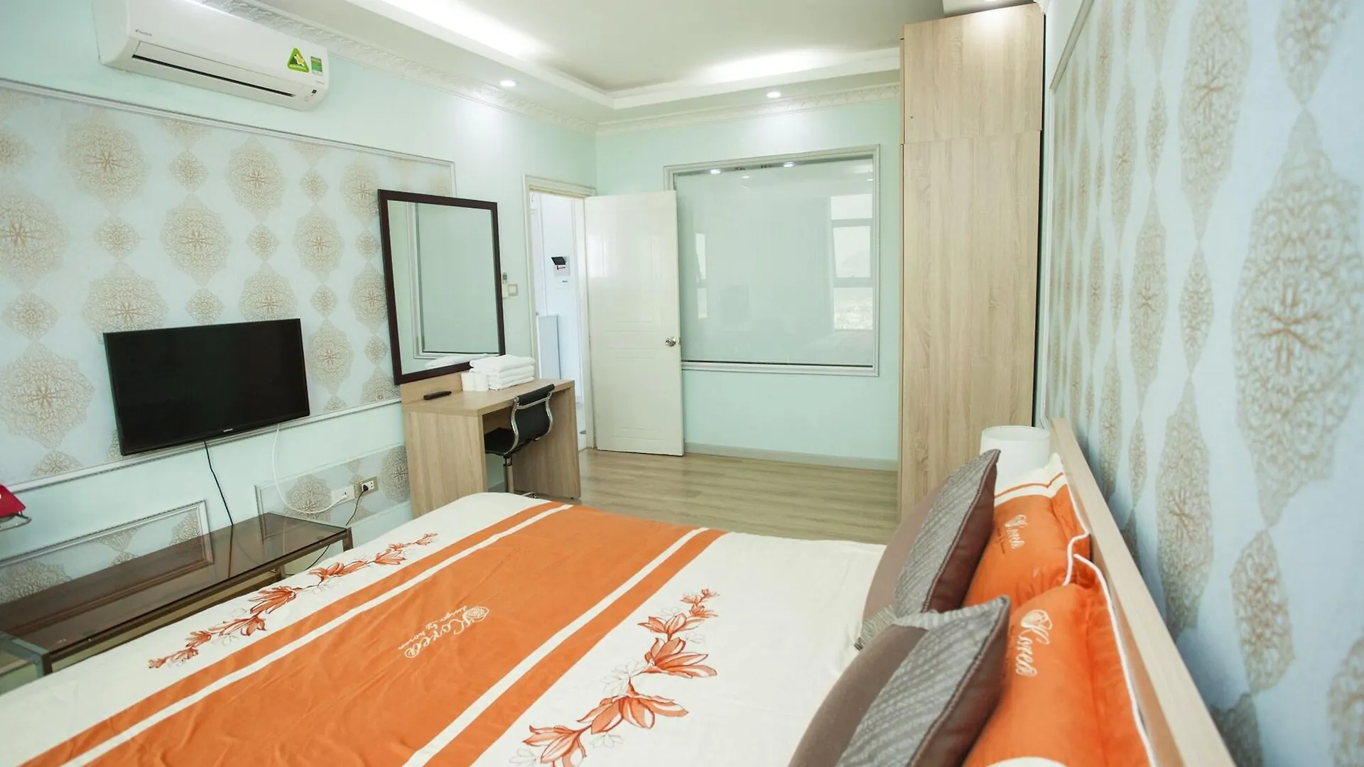 Beach Front Apartment Nha Trang