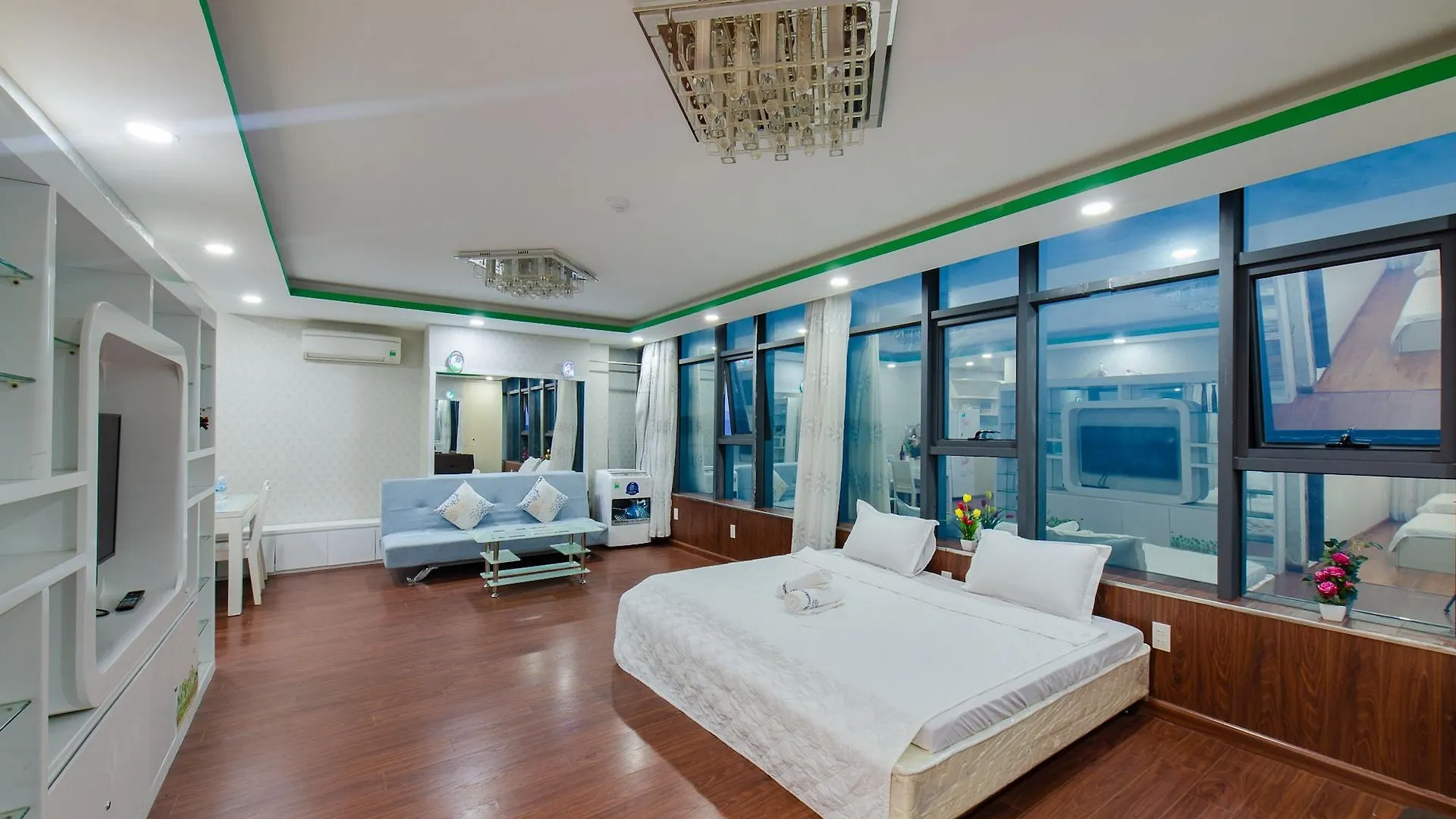 Beach Front Apartment Nha Trang